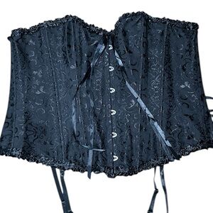 Hips & Curves Black Corset 3x
